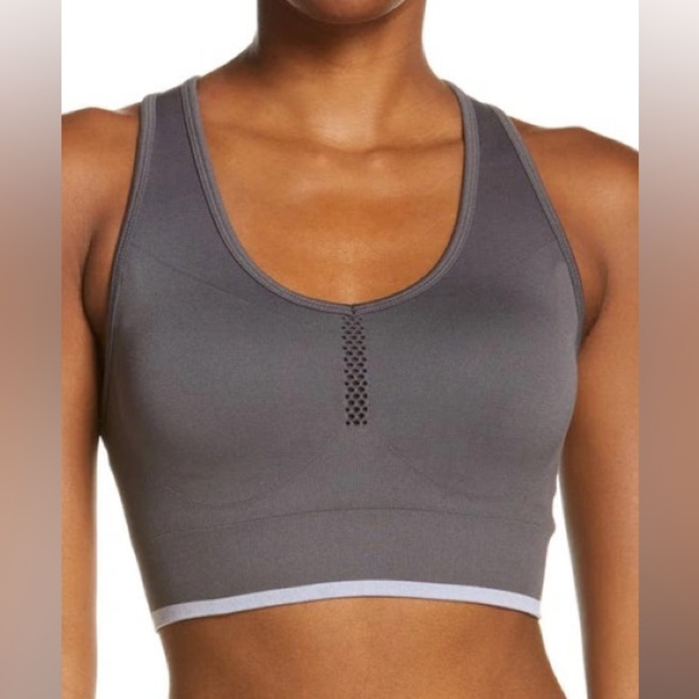 ZELLA  Pulse Seamless Sports Bra Grey Forged  Size: Medium New with Tags